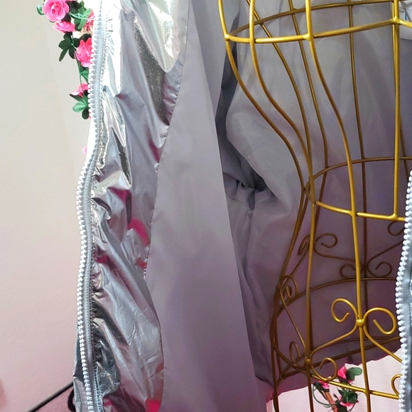 Quilted Puffer Jacket - Picture 6 of 7